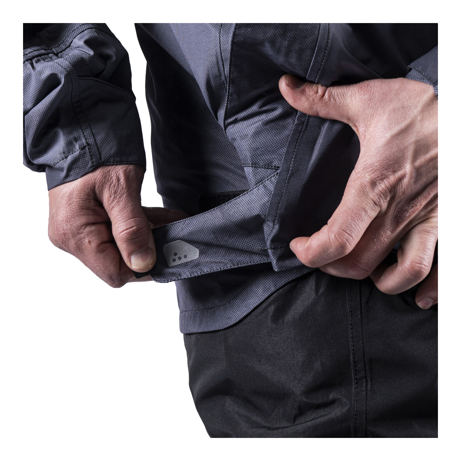 Leatt ADV Rain Cover Jacket - Camo Black / Grey (L/US42/EU52)