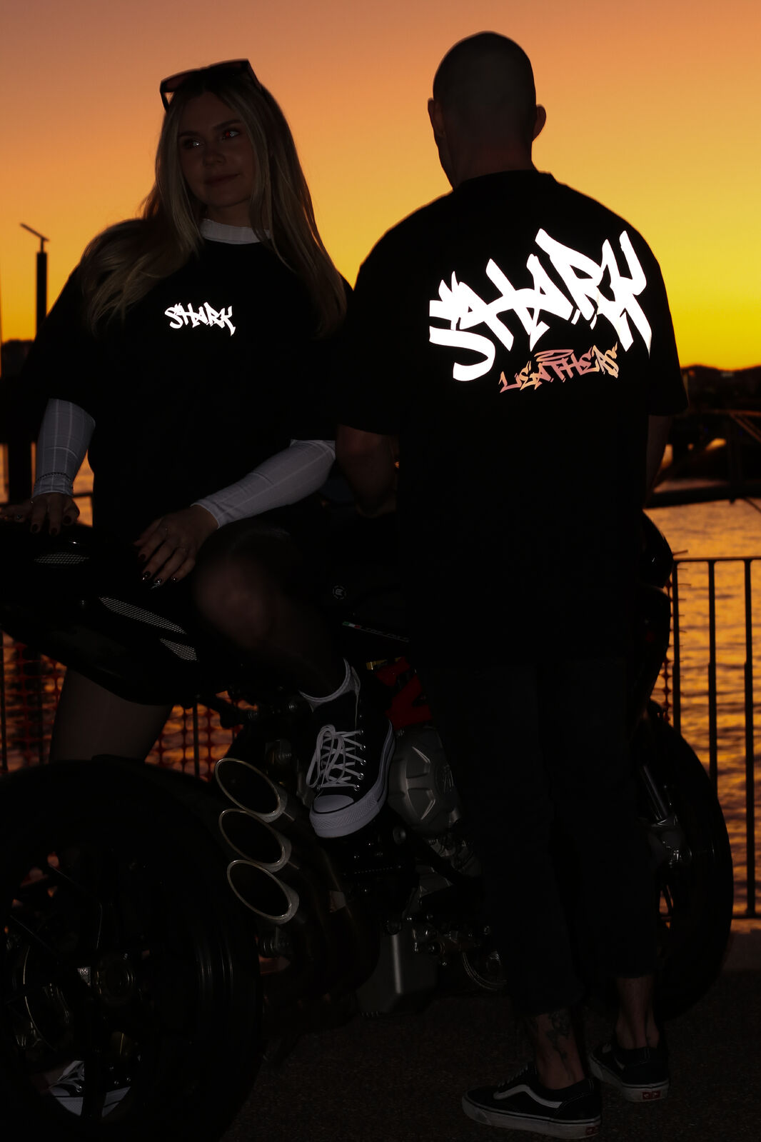 Shark Graff Tee [Black - S]